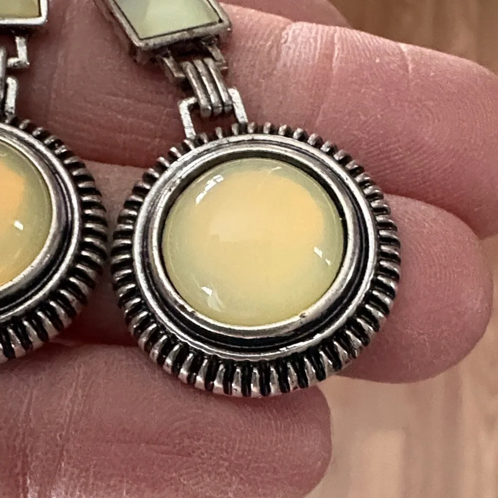 NEW YORK AND COMPANY IRIDESCENT YELLOW DROP SILVER-TONE HOOK 2